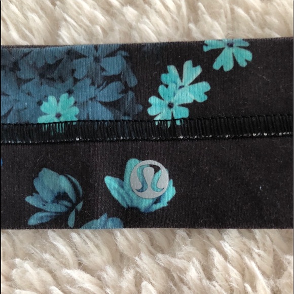 Lululemon Floral Headband - Picture 2 of 3